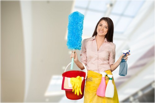 Local cleaning service for kitchens and bathrooms in W1G homes